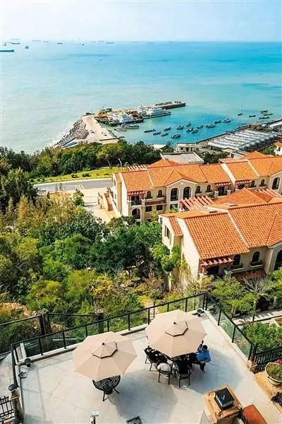 ▲海边特色民宿吸引外地游客