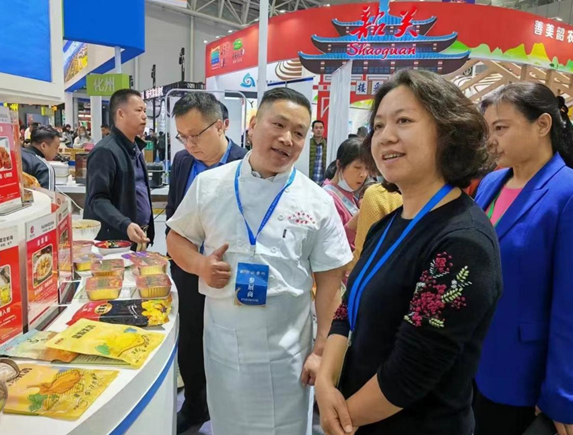 润邻食品的“圳品”预制菜在第十二届广东现代农业博览会上备受关注