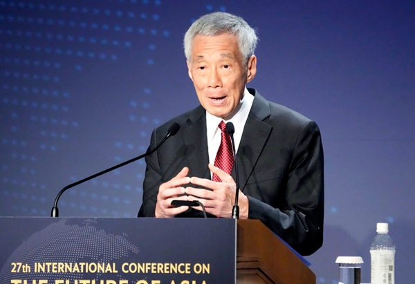  新加坡总理李显龙