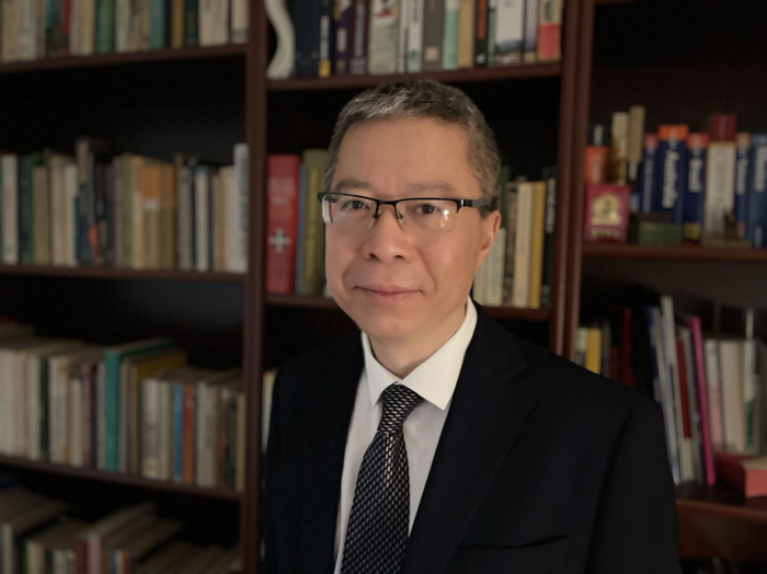何子山教授