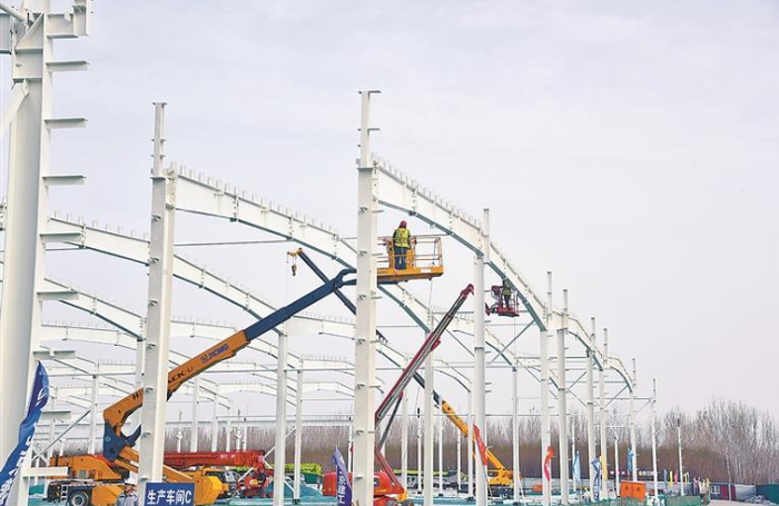 3月24日，三河同飞制冷股份有限公司储能热管理系统项目建设现场。