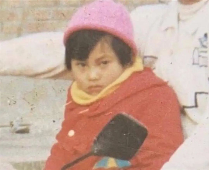 刚到养家时的杨妞花 （受访者供图）