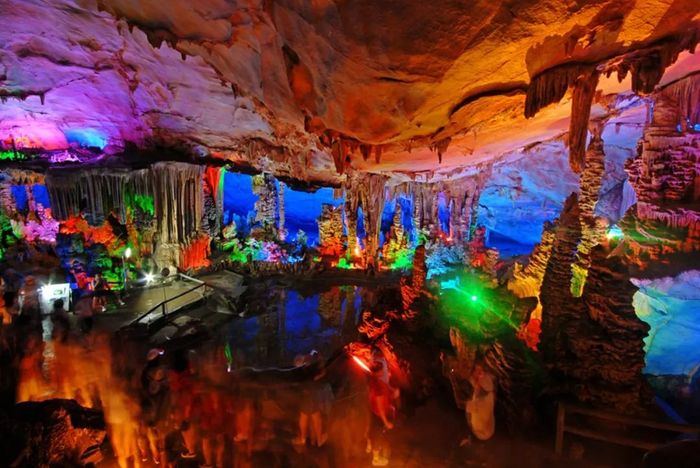 △龙山瑶池仙境 谢厚灿摄