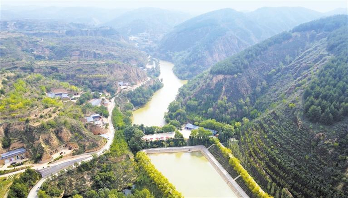 如今，高西沟村是黄土高原上的一片“绿洲”（资料照片）。 记者 李旭佳摄