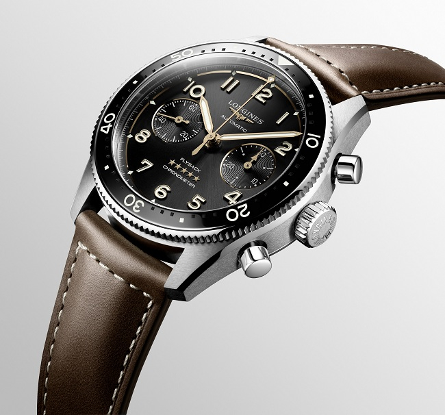 浪琴表先行者系列飞返计时腕表