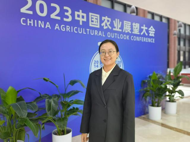 农业农村部农产品市场分析预警团队蔬菜首席分析师张晶。新京报记者 周怀宗 摄