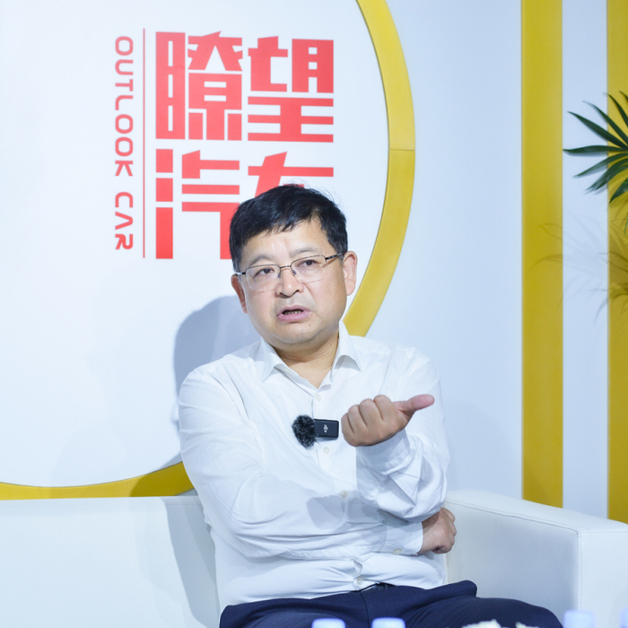 瞭望汽车对话iCAR品牌CEO鲍思语 图源：瞭望汽车