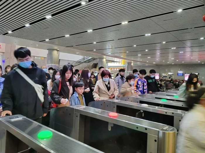 （来源：郑州铁路）