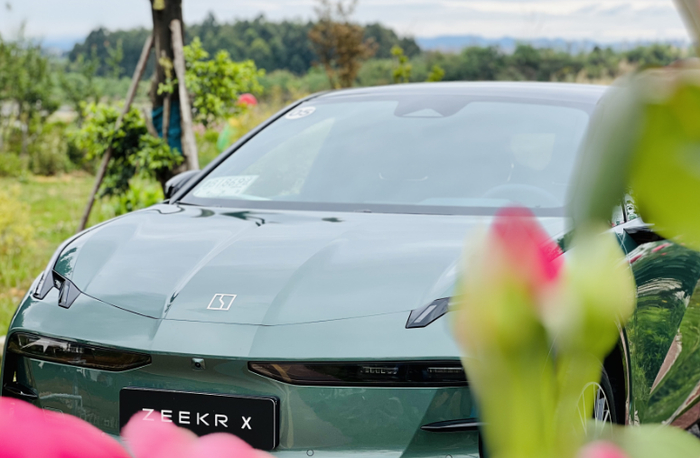 极氪X。 华龙网-新重庆客户端 许川 摄