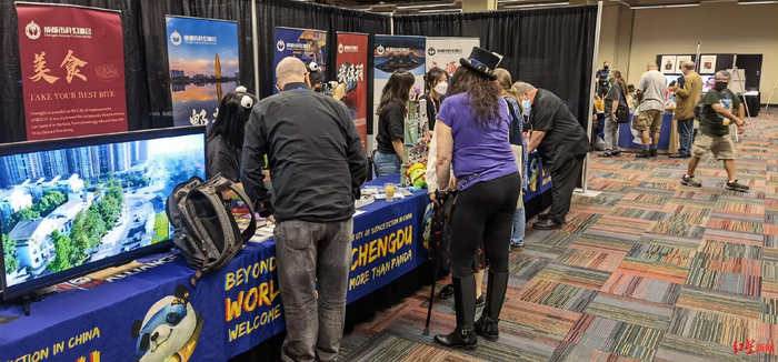 ▲第80届世界科幻大会现场，中国成都获海外幻迷广泛点赞