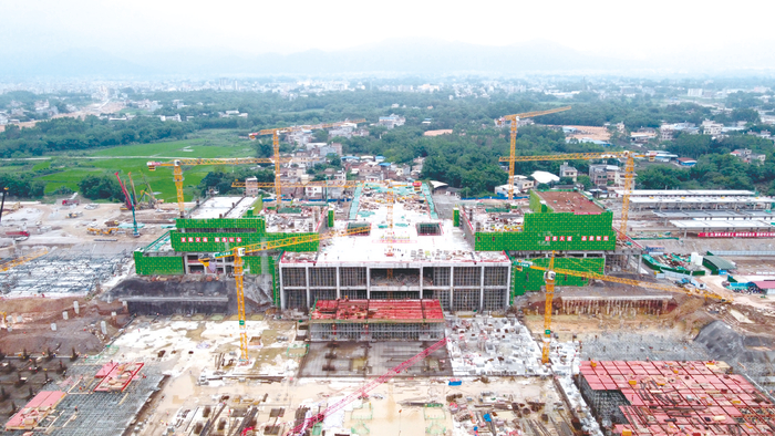     玉林北站站房基础结构已完成100%    本报通讯员林鹤 摄