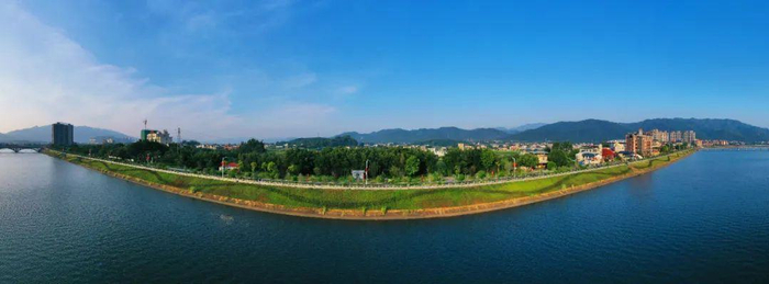 经过蕉岭的石窟河 汪敬淼摄