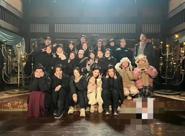 拍摄《长公主在上》时，剧组所有工作人员加起来不超过30人。受访者供图