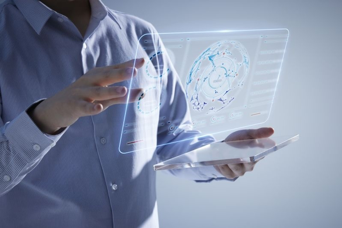 对内容创作者而言，AI大模型带来的帮助远比其可能带来的冲击要多得多。（图片由摄图网提供）