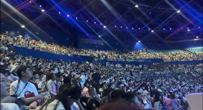 白鲸剧场座无虚席。图/九派新闻　周雨禾