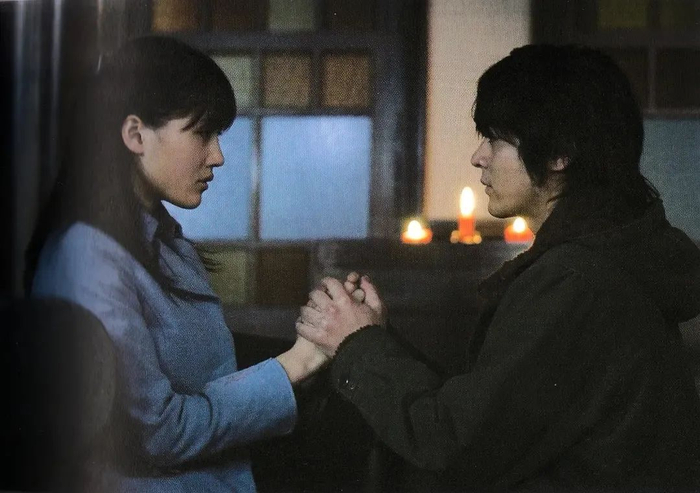 《白夜行》剧照