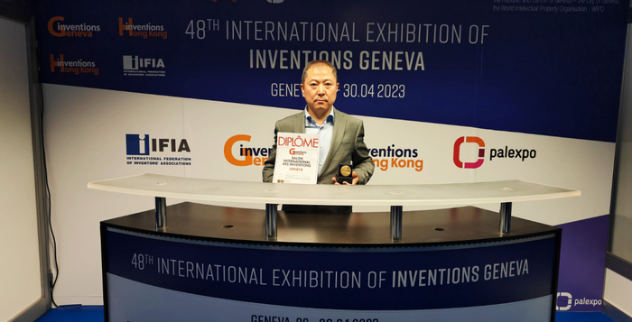 曹文平教授获得日内瓦国际发明展金奖