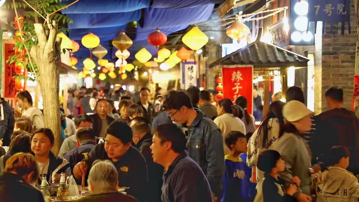 最具人间烟火气的获嘉县同盟古镇。职福利  摄