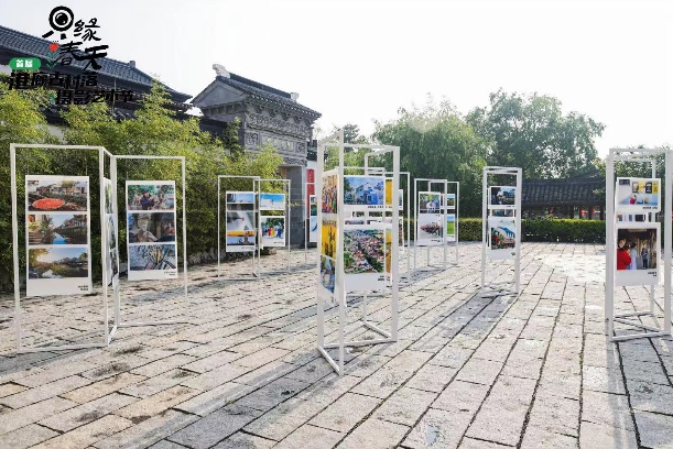 “最艺港廊”系列影展获奖作品展区