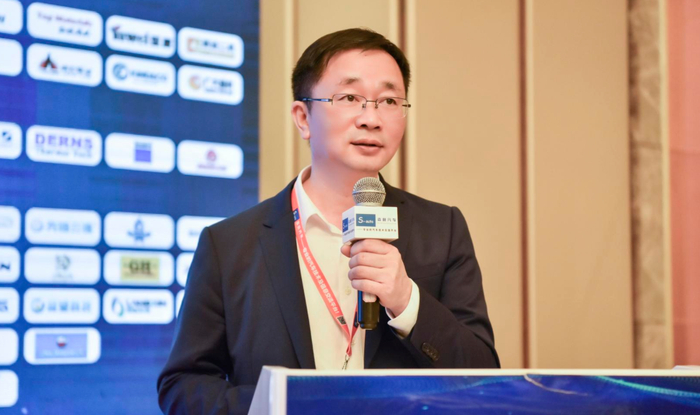  天正模具董事长张小岩