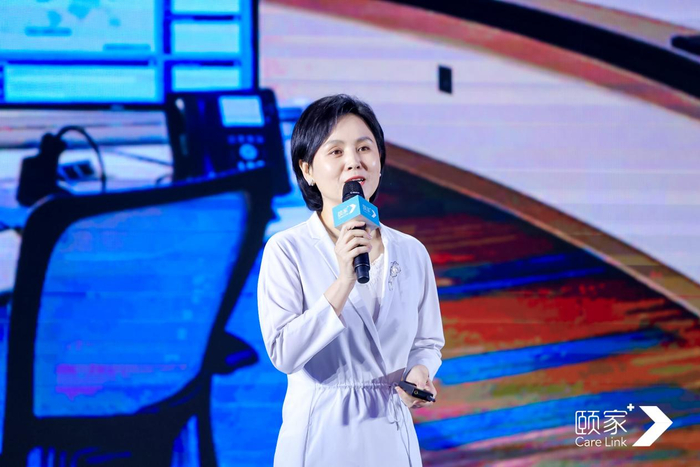 颐家联合创始人姜依辰博士