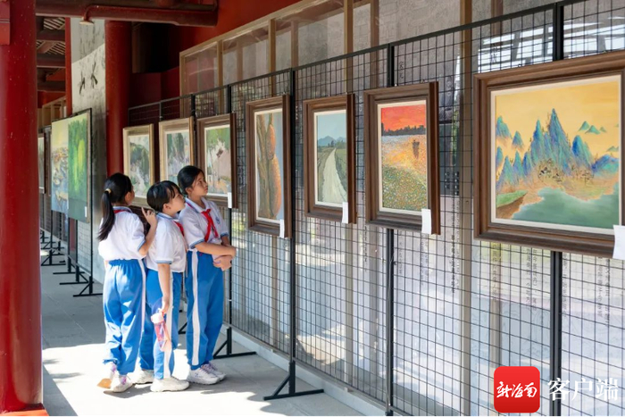 美术作品展览活动。崖州区委宣传部供图