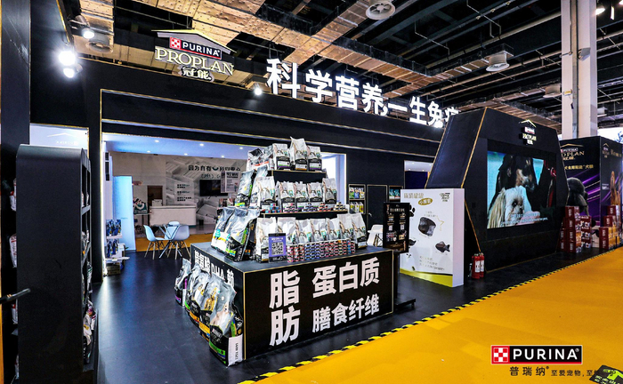 图为：冠能全生命周期主粮产品