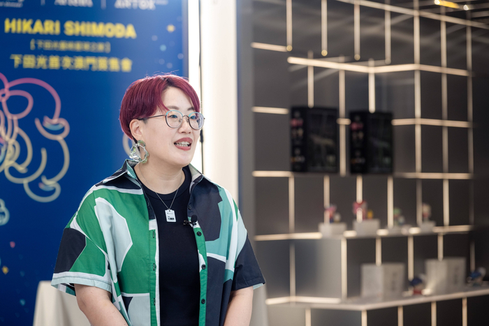 下田光接受采访