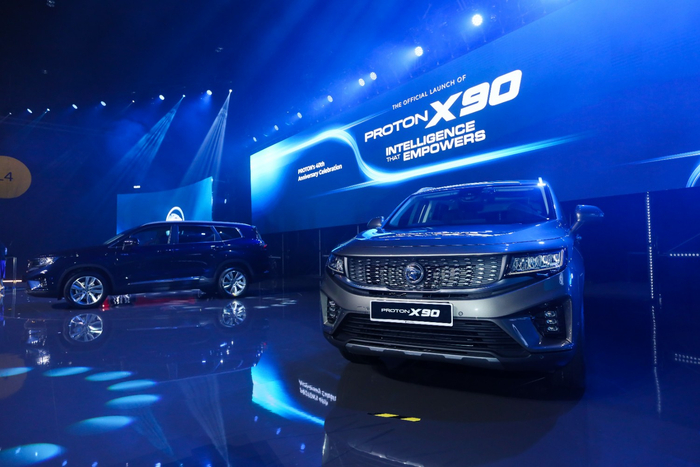 图为宝腾首款新能源产品X90