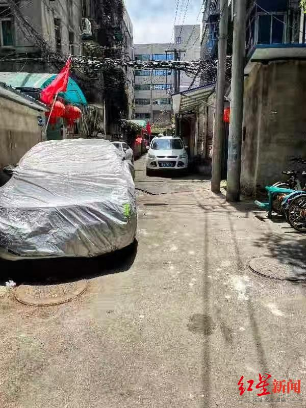 ▲改造前的小福建营巷9号、11号、14号、15号院