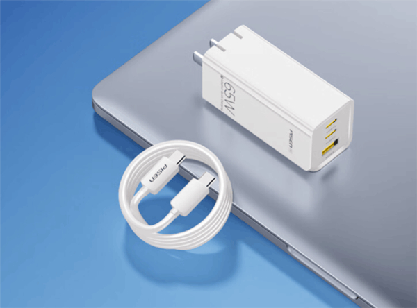 责任编辑：万南