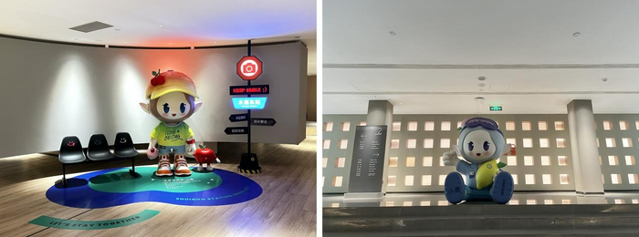 左图“宇宙漫游者小裹” ；右图“维他命小裹”