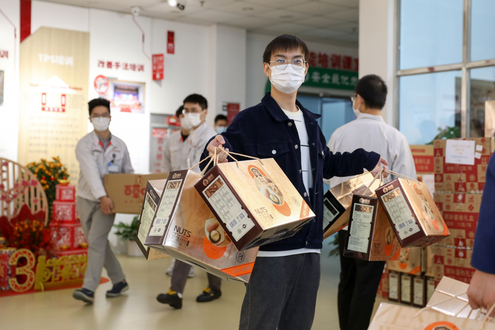 广汽丰田持续开展丰富的慰问员工活动