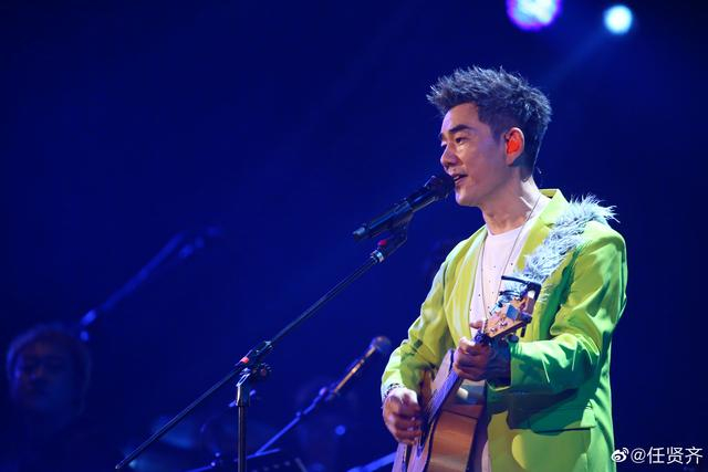 任贤齐“齐迹·在路上”巡演武汉站。  图片来自其微博