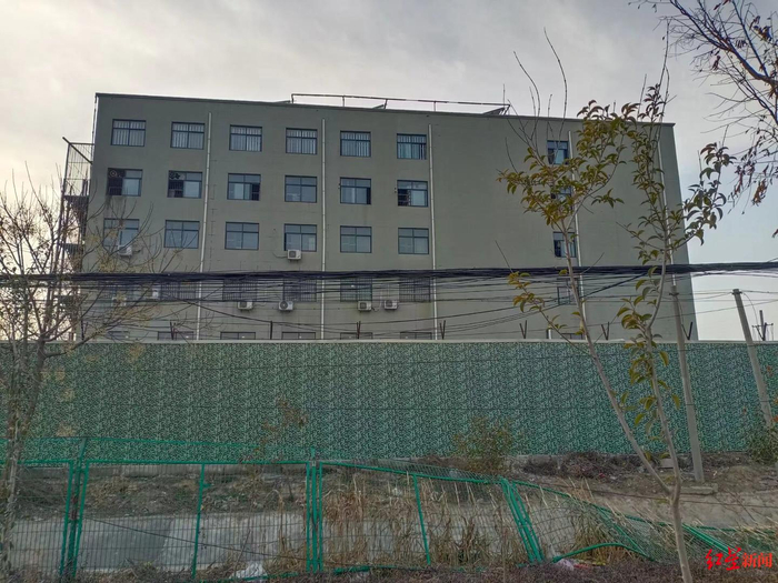 ↑雅圣思教学楼。受访者供图