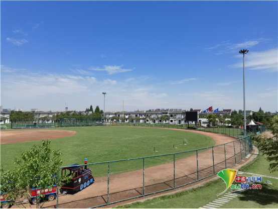 徐家埭村棒球基地。中国青年网记者 侯倩倩 摄