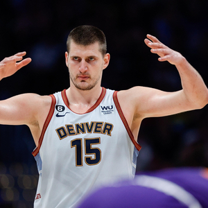 用智慧与技术重新定义现代中锋