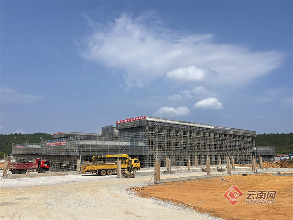 西盟县娜妥坝边境产业园的联检楼已经完成主体工程。2023年4月23日 奚川江 摄