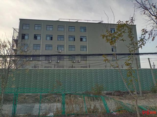 ↑雅圣思教学楼。受访者供图