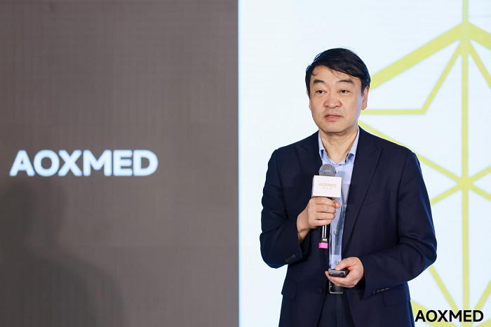 （图：郭振宇博士为活动致辞）