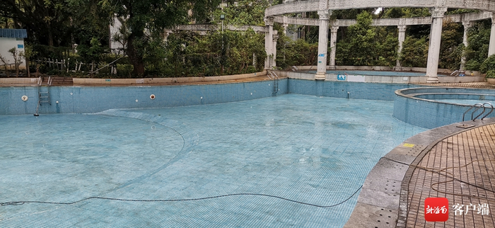 都市森林小区泳池一年多未使用