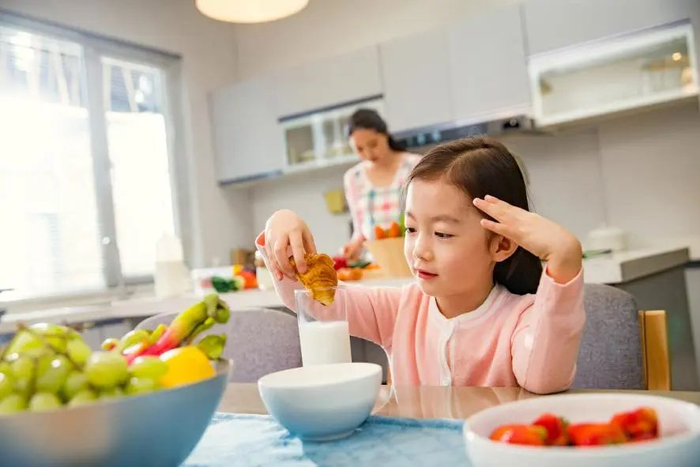 　　搭建合理饮食结构