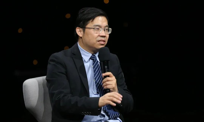 （沈阳 清华大学新闻学院教授）