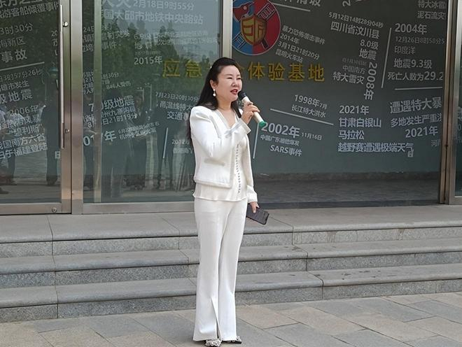 中国整形美容协会健康智慧医美分会副会长、健康中国万里行组委会副主席吴燕霞