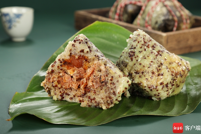 海南龙泉藜麦蛋黄鲜肉粽。龙泉集团供图