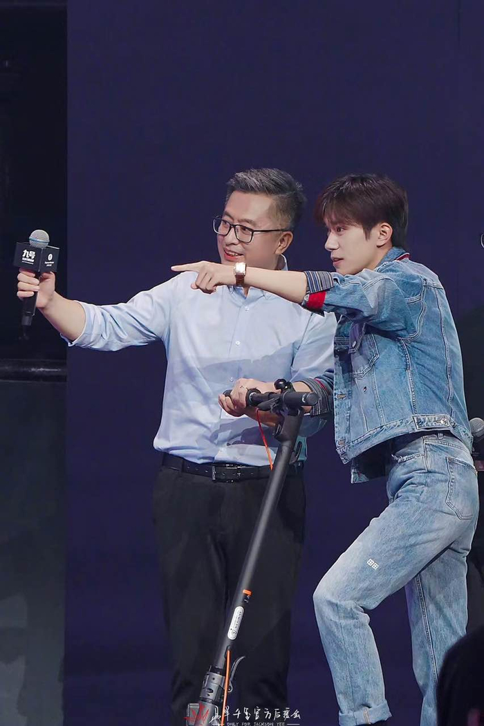 图：九号品牌全球代言人易烊千玺