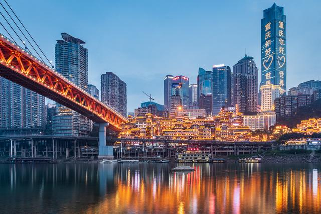 在旅游市场的快速恢复中，自由行的年轻群体中逐渐走红一种被称为“特种兵式旅游”的玩法。图/IC photo