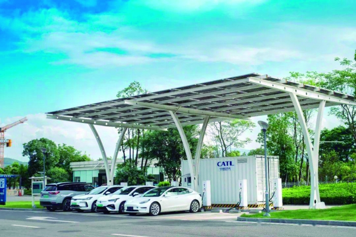 宁德时代子公司时代星云研发的光储充检智能超充站