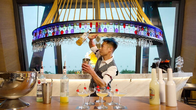 　　厦门万丽酒店将从5月18 日起推出包含非遗之旅文化体验的客房套餐，期待与八方来宾共同开启一场关于传统文化的寻索之旅。