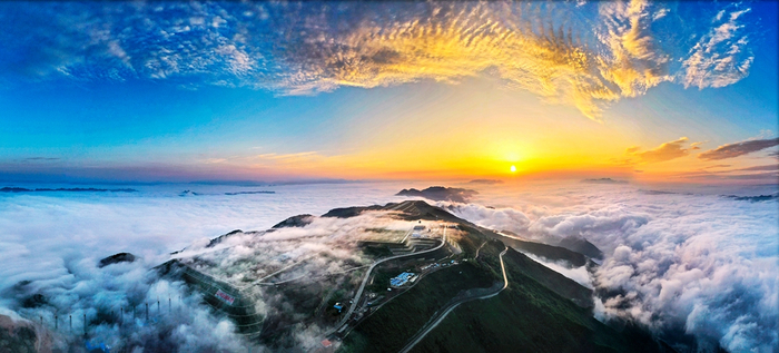 三峡云端机场。冉宾雁 摄